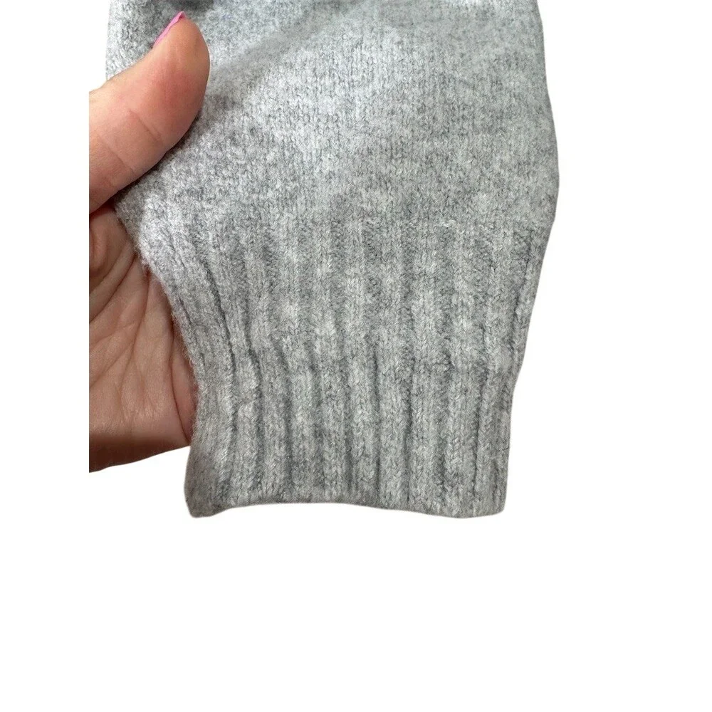 No Boundaries Sweater Womens Size M Gray Puppy Dog Intarsia Knit Pullover - Picture 3 of 8